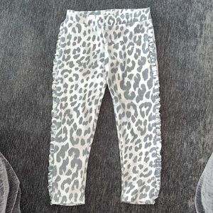 Cashed leopard ruffle pants